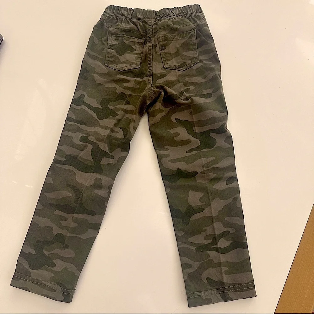 Carter’s Toddler Girls camo pants